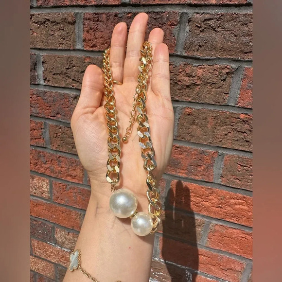 Gold Link Pearl Chain Choker Necklace - Picture 7 of 7